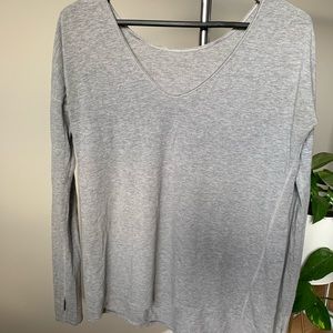 Lululemon grey long sleeve shirt